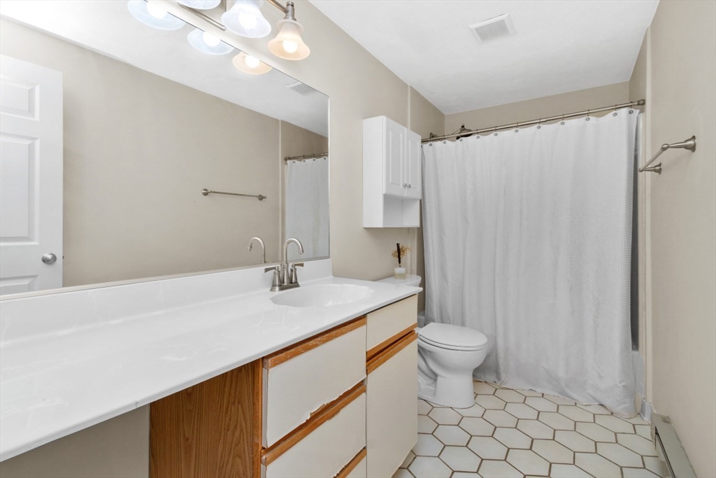 1210 Vfw Pkwy # 12