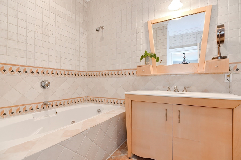 3 Forest St # 3