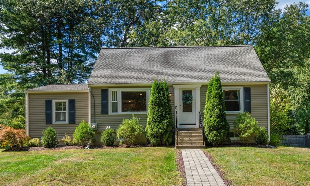 31 Robbins Rd