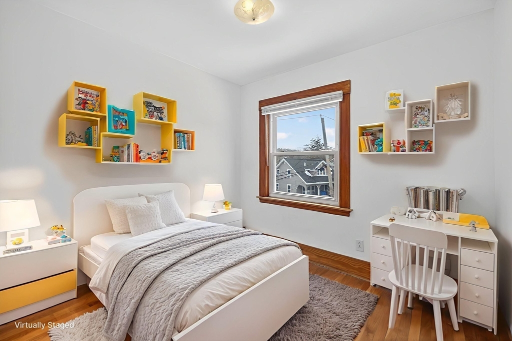 27 S Crescent Circuit