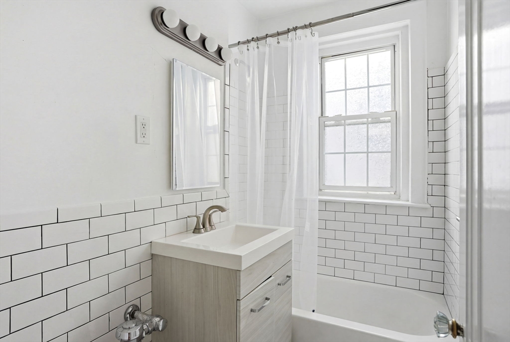 90 Kilsyth Rd # 32