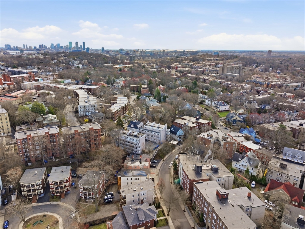 90 Kilsyth Rd # 32