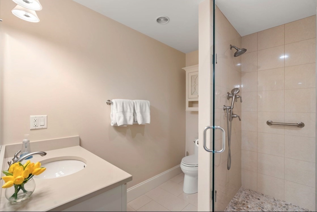 41 Lillian Way # 41