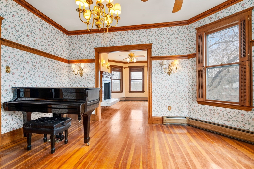 1148 Boylston