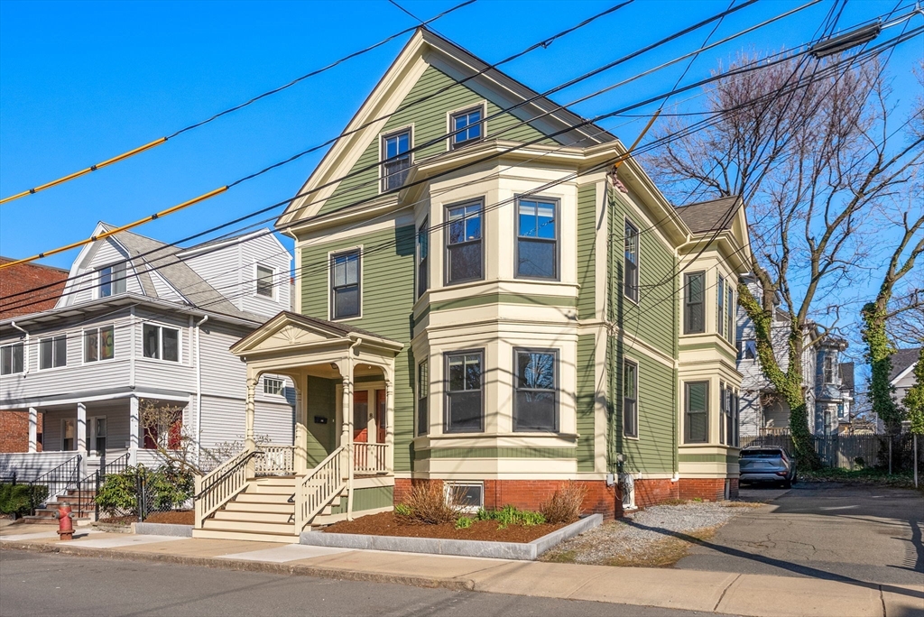 8 Franklin St
