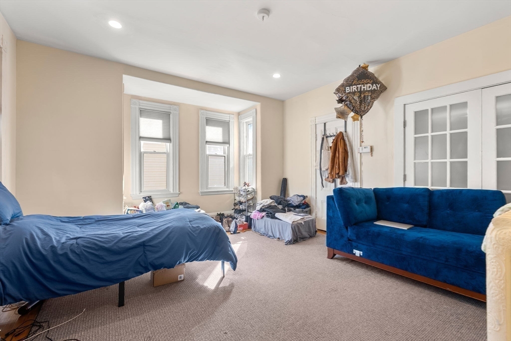 8 Franklin St