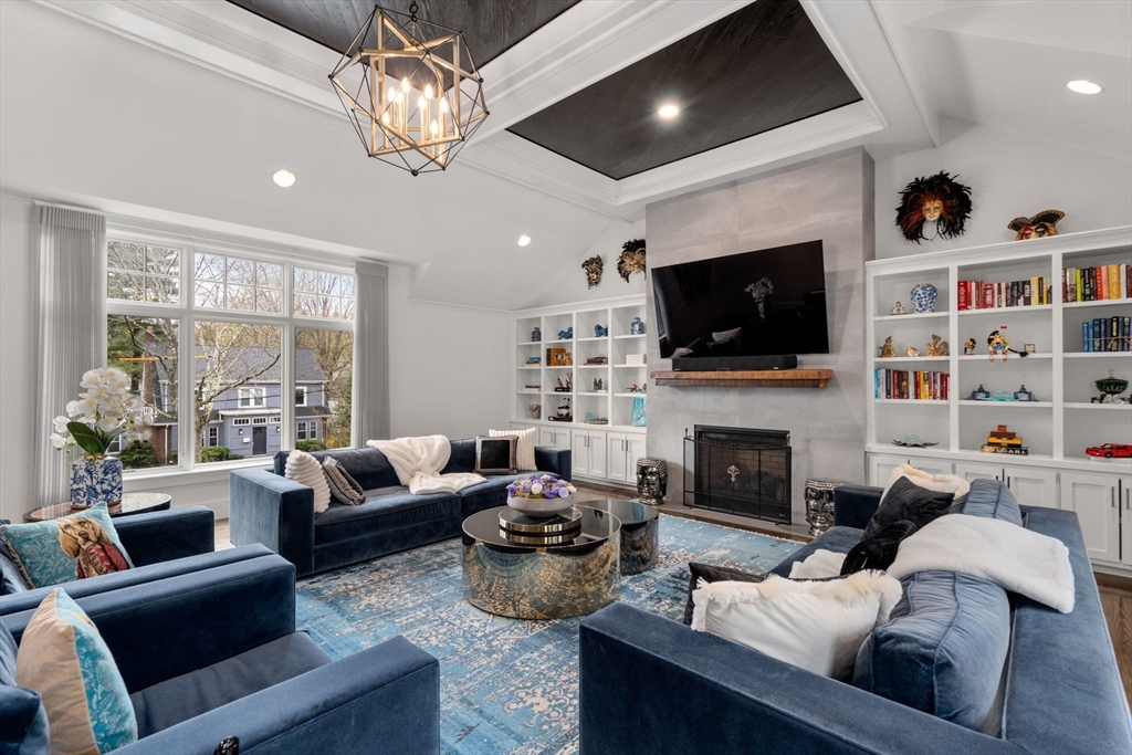 136 Beaumont Ave