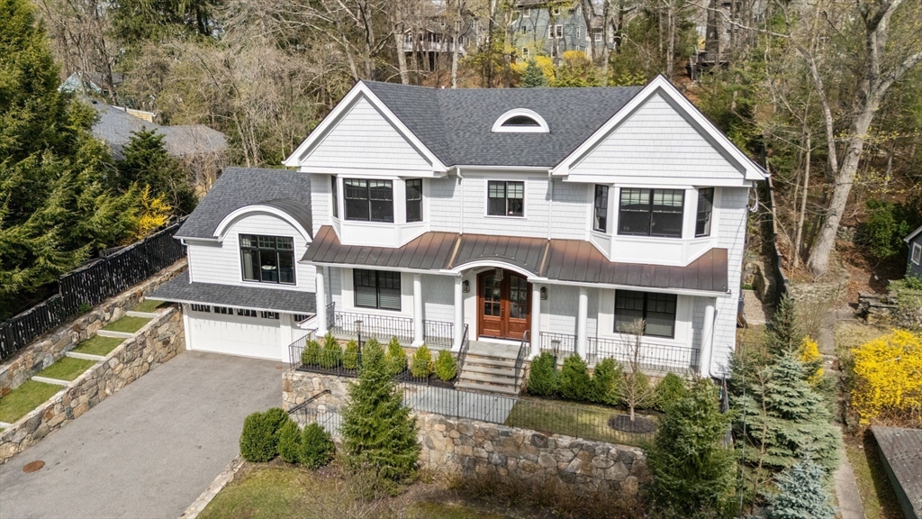136 Beaumont Ave