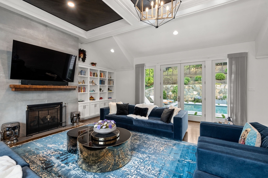 136 Beaumont Ave