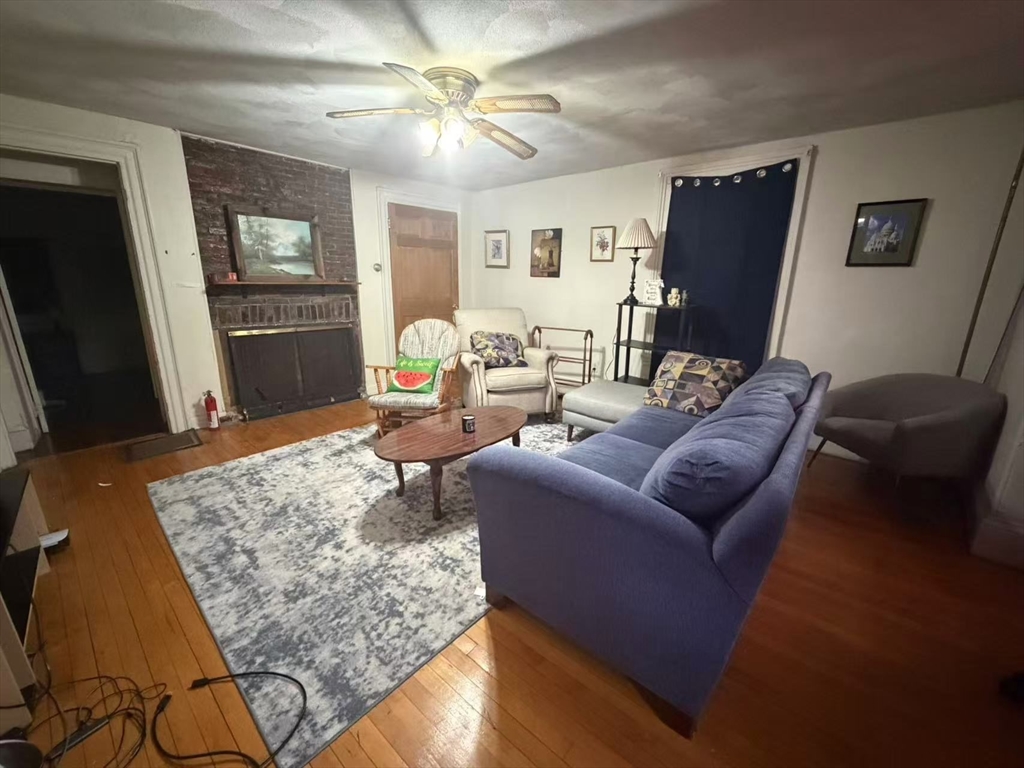 251 Broadway # 1