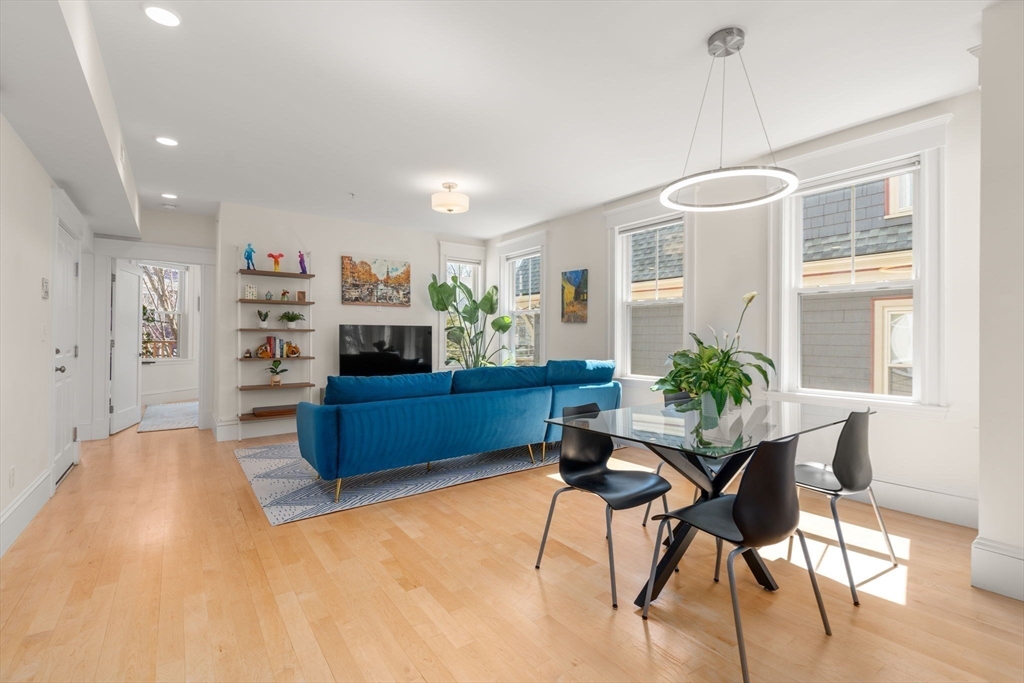 100 Bartlett St # 2