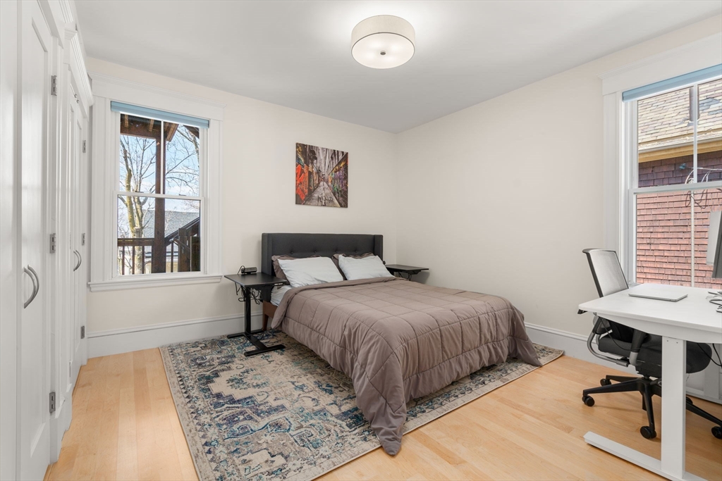 100 Bartlett St # 2
