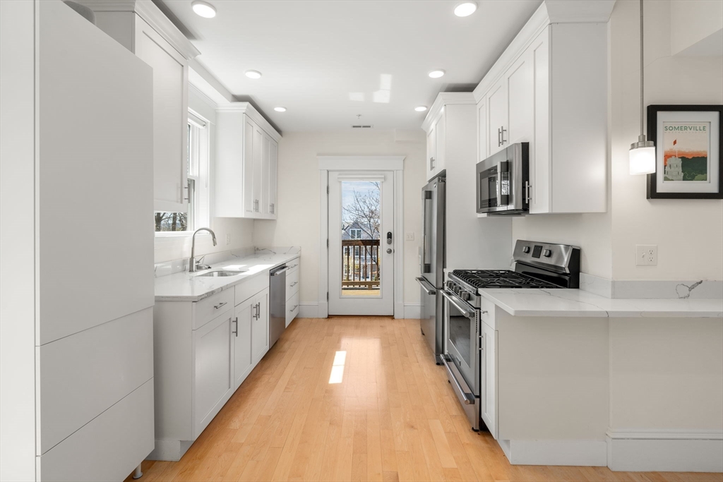 100 Bartlett St # 2