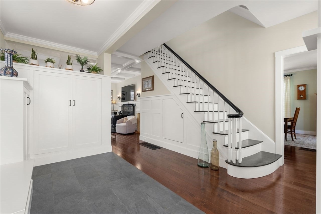 52 Gardner St