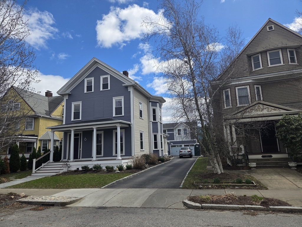 6 Lowell Ave # 3