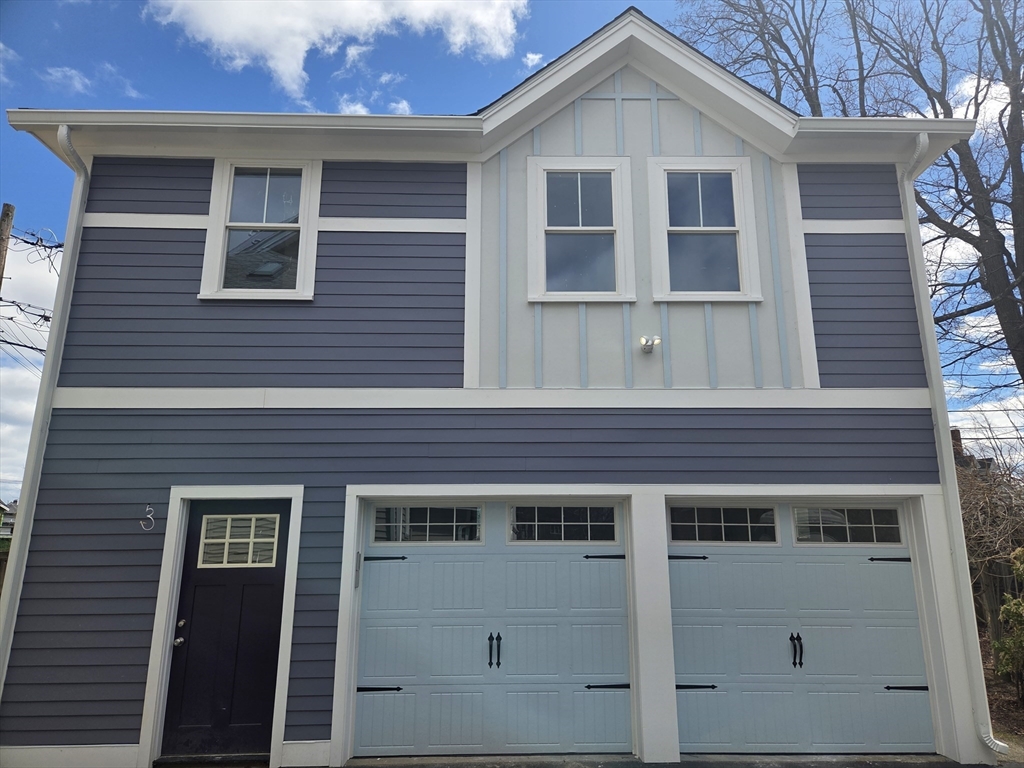 6 Lowell Ave # 3