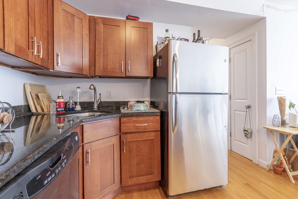 535 Cambridge St Unit: 2