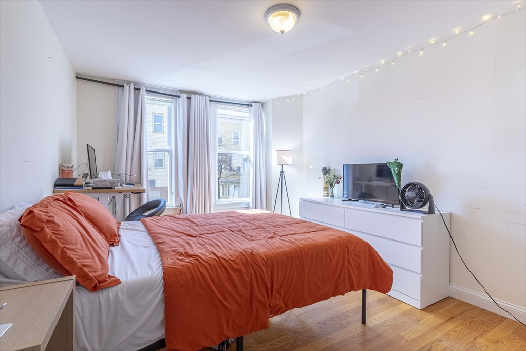 535 Cambridge St Unit: 2