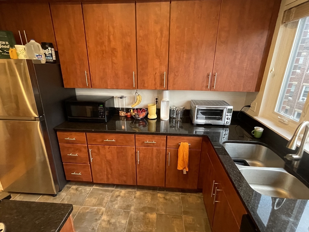 110 Strathmore # 401