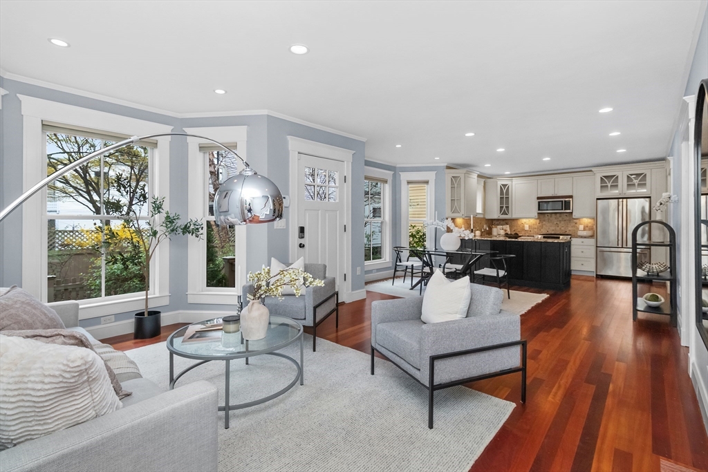 17 Perry St # 3