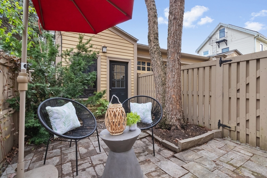 17 Perry St # 3