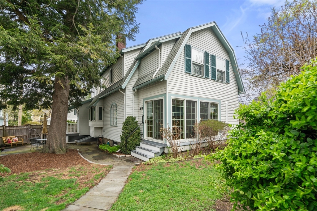 83 Prospect St