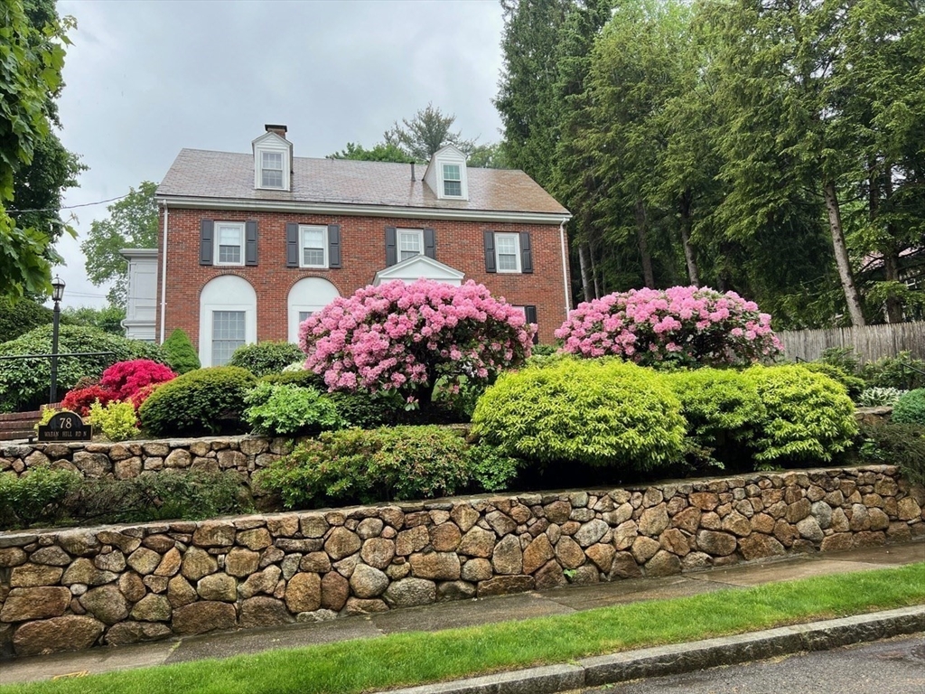 78 Waban Hill Rd N
