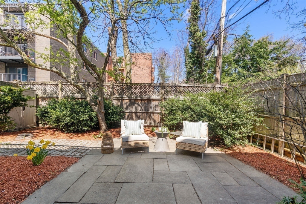 18A Highland Ave