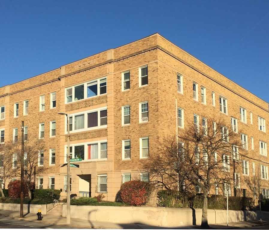 246 S Huntington Ave # 1
