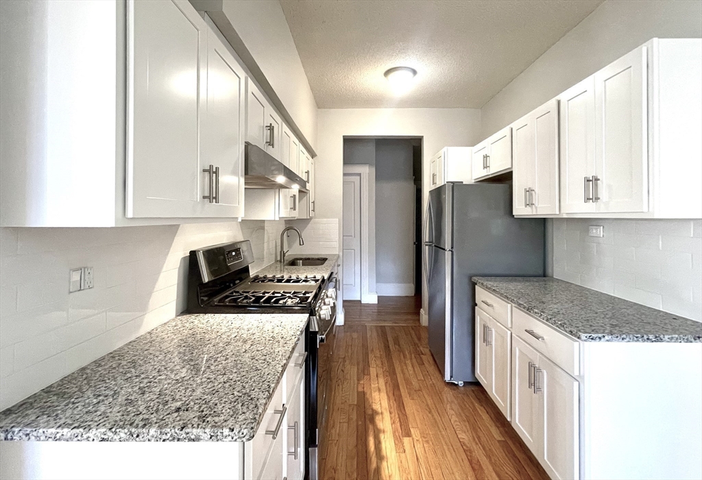 246 S Huntington Ave # 1