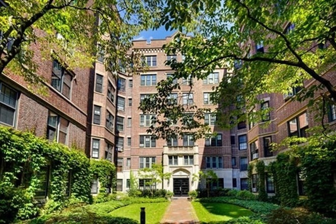988 Memorial Dr # 187