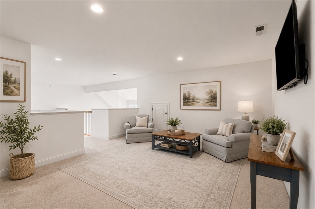 23 Woodmere Drive # 13