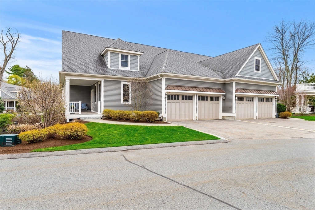 23 Woodmere Drive # 13