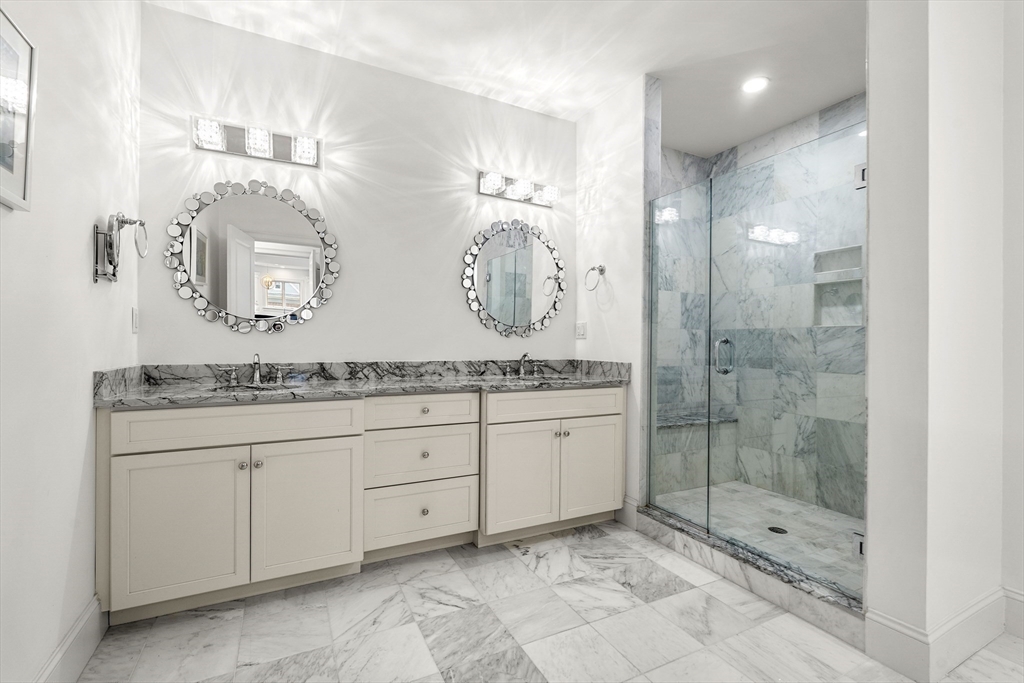 23 Woodmere Drive # 13
