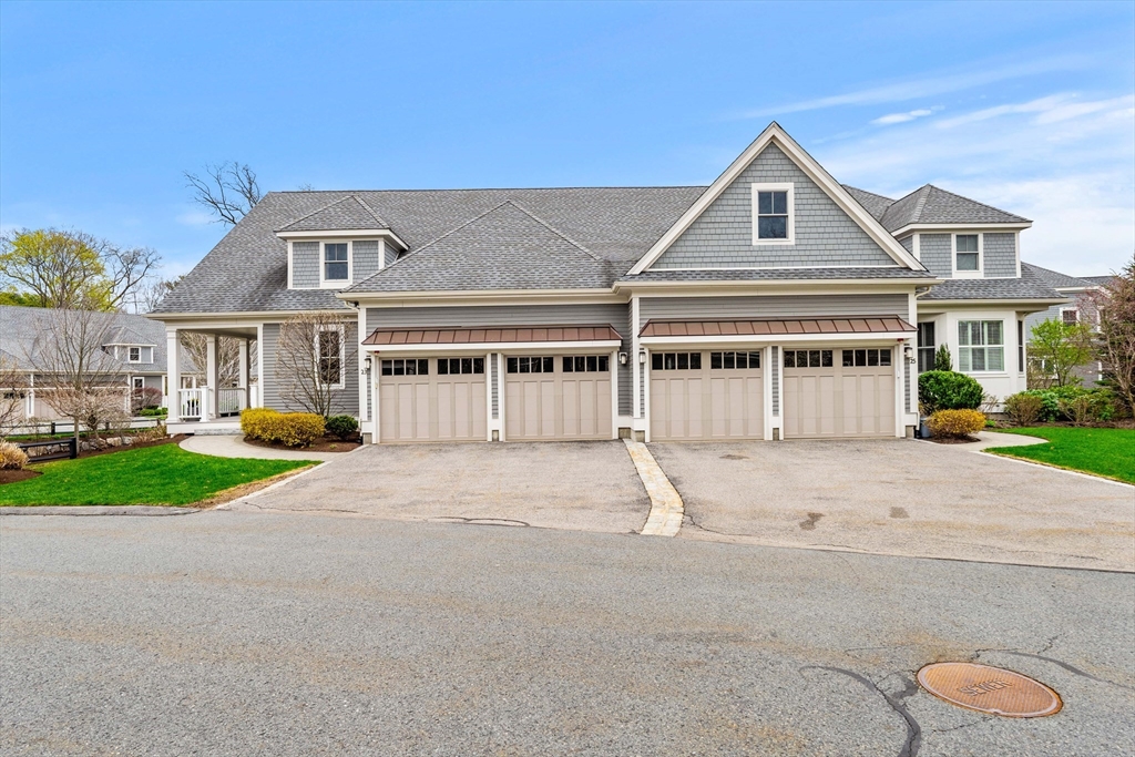 23 Woodmere Drive # 13