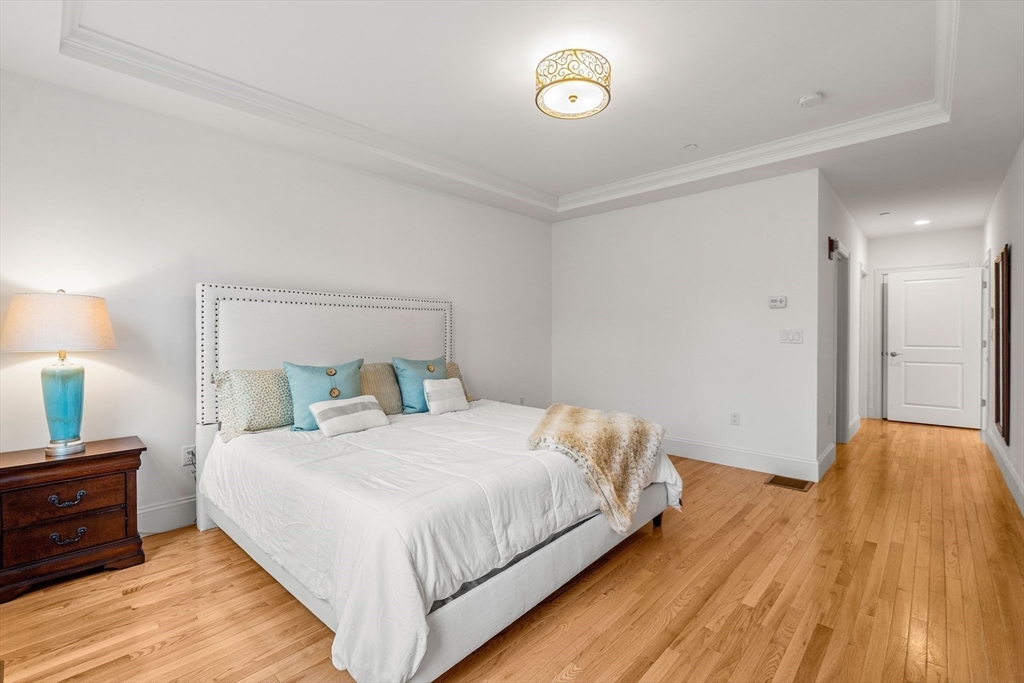 23 Woodmere Drive # 13