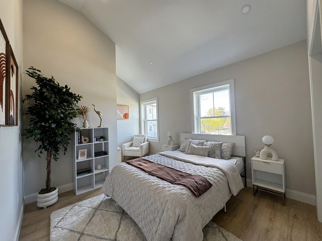 11 Willis Ct