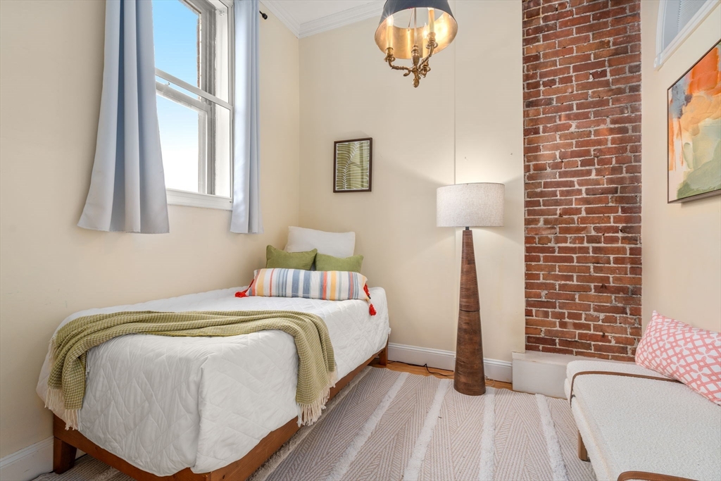 37 Bay State Rd # 6