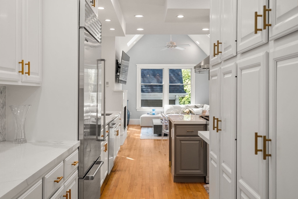 110 Avalon Rd