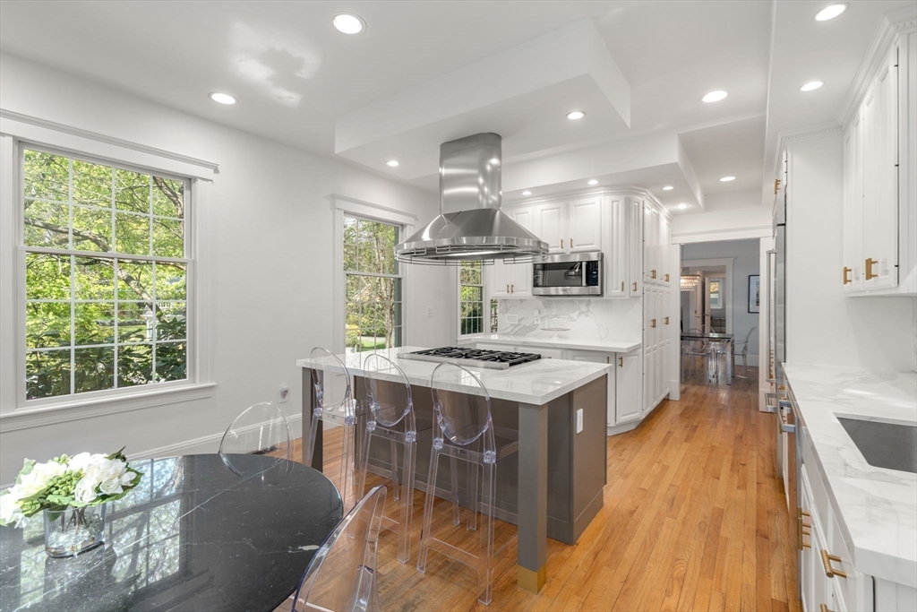 110 Avalon Rd