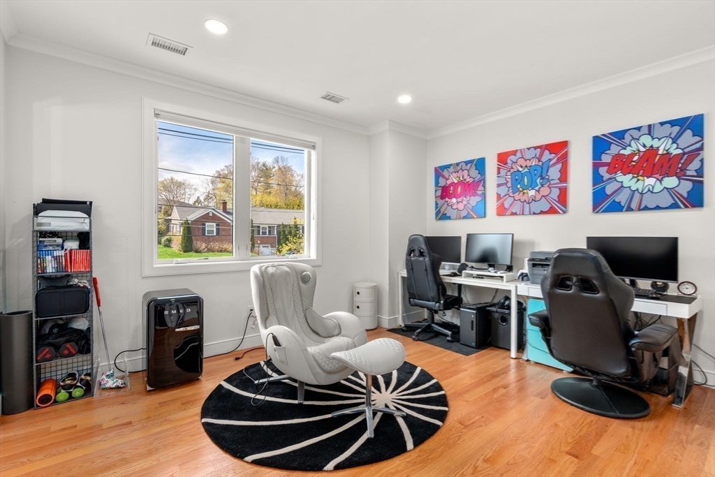 6 Wiswall Rd