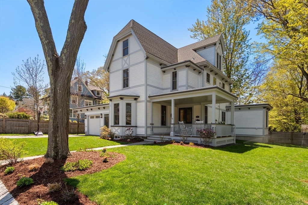 15 Sterling St