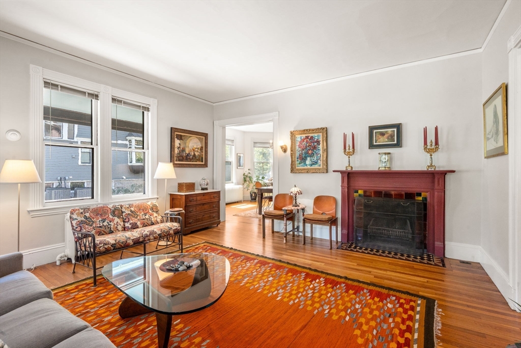 91 Hillside Ave