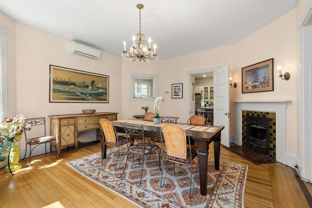 91 Hillside Ave