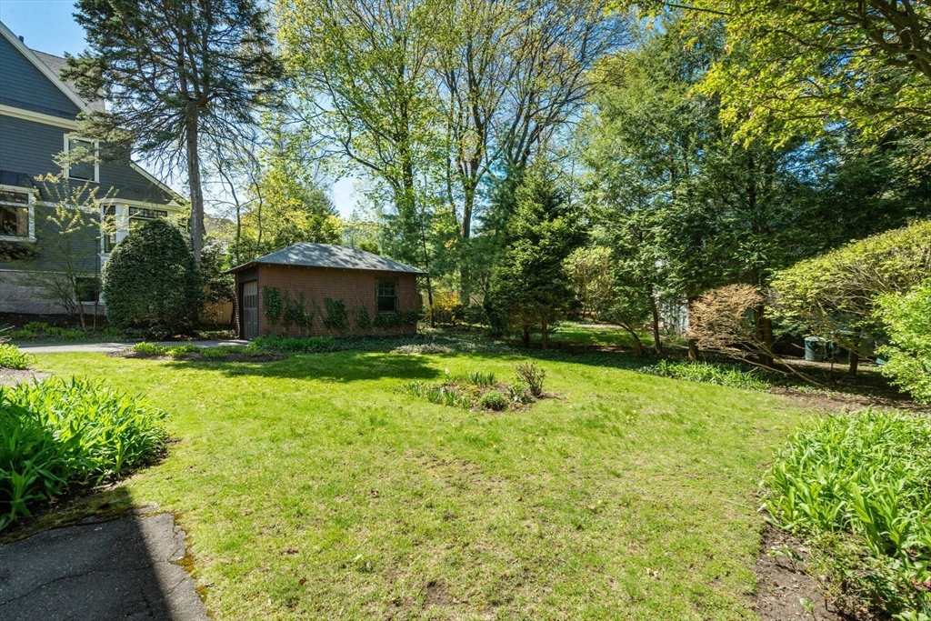 91 Hillside Ave