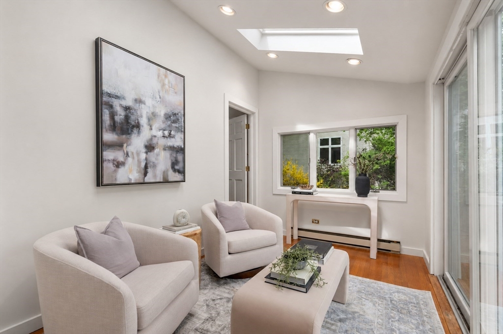 78 Vine St