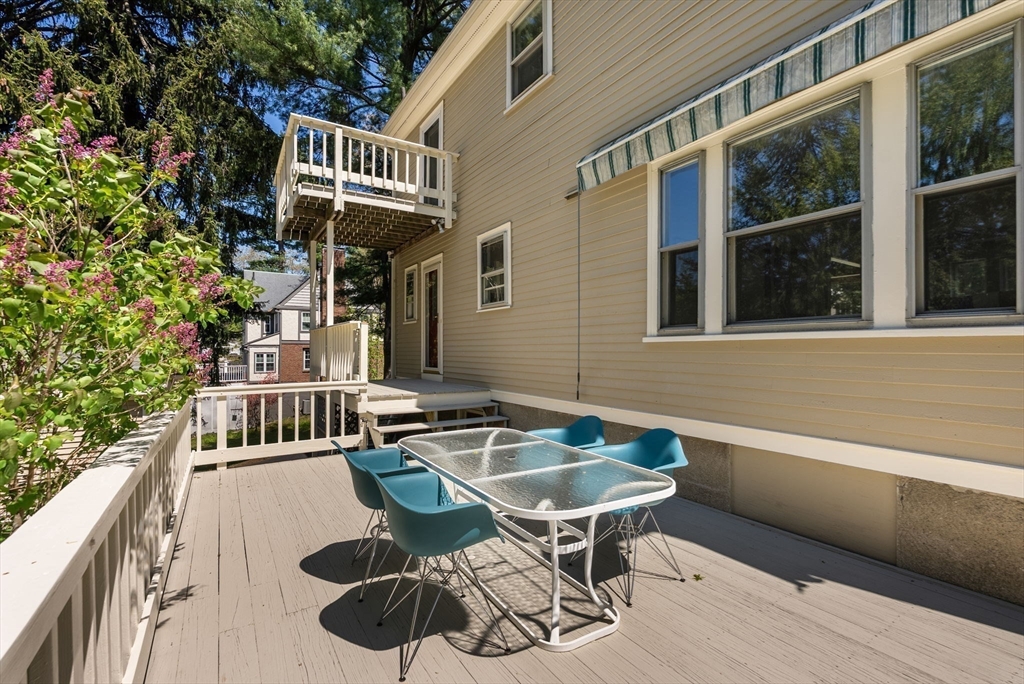 89 Beaumont Ave