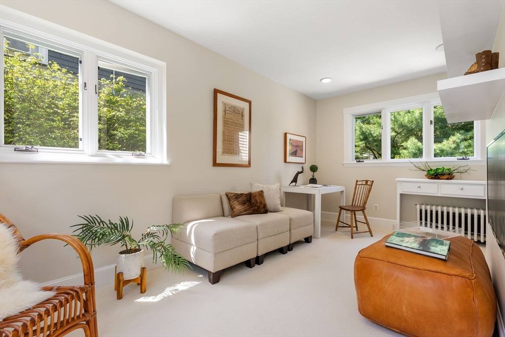 89 Beaumont Ave