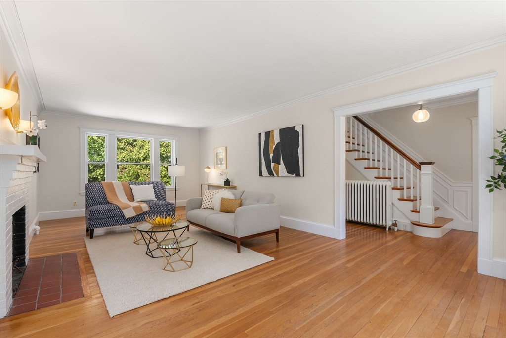 89 Beaumont Ave