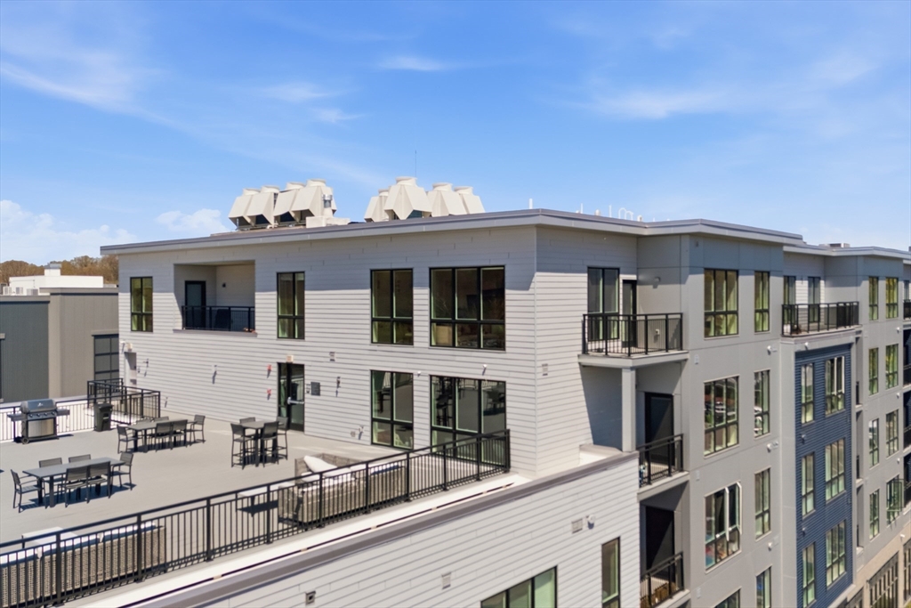 3531 Washington # 519
